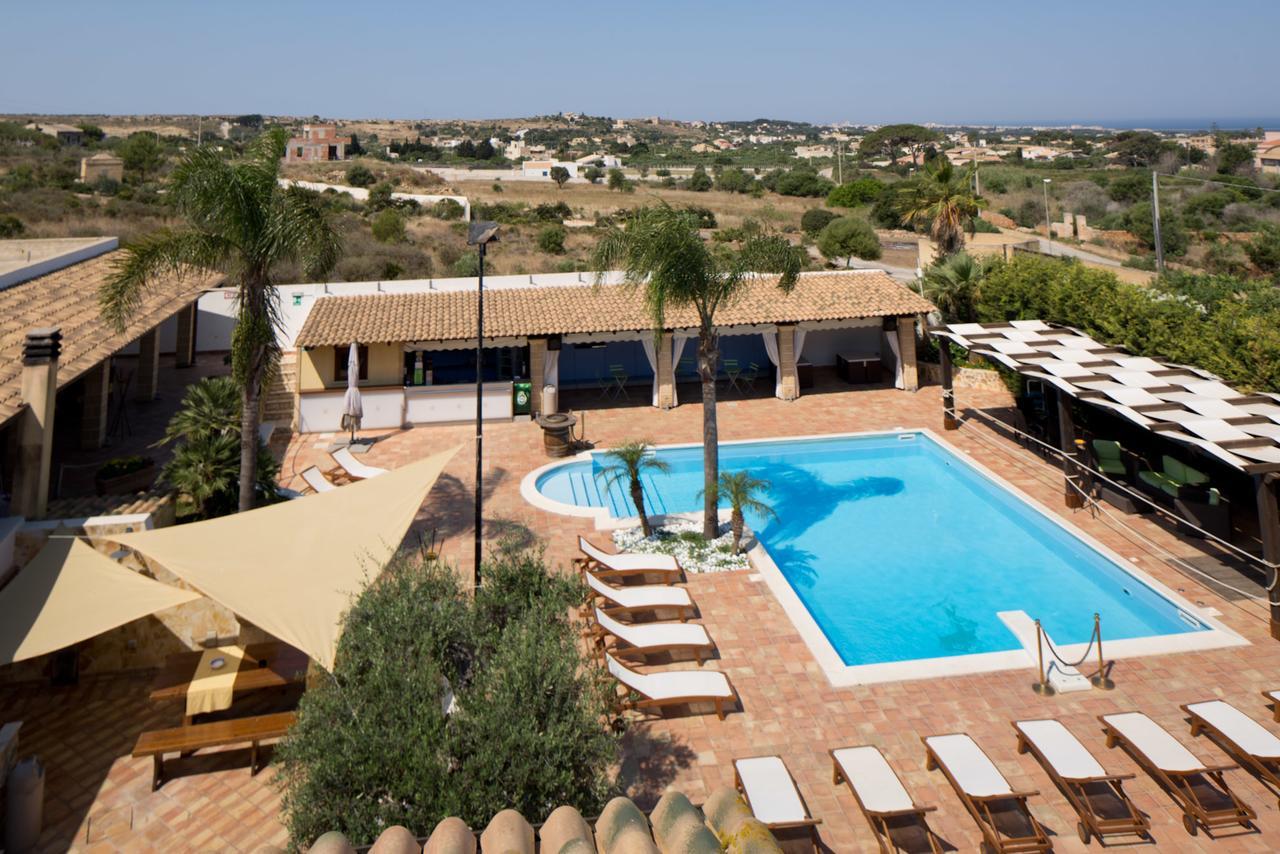 Villa Carlo Resort Marsala Oda fotoğraf